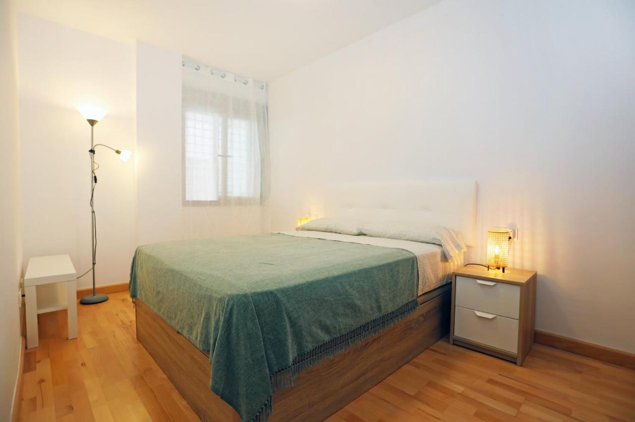 Casa Fenicia - Cosy Apartment With Free Private Parking Màlaga Exteriér fotografie